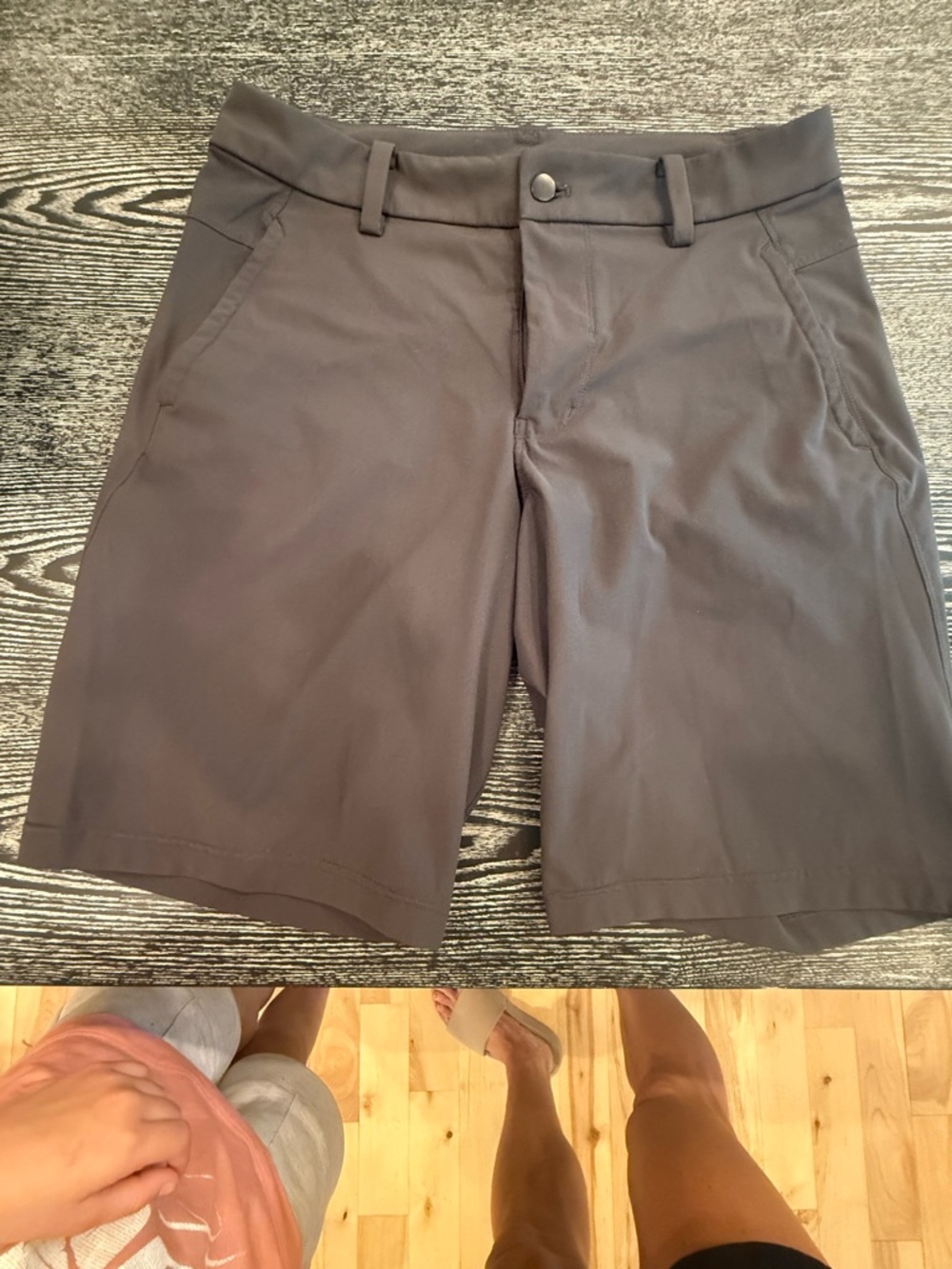 lululemon athletica Men's Dark Gray Flat-Front ABC Performance Shorts